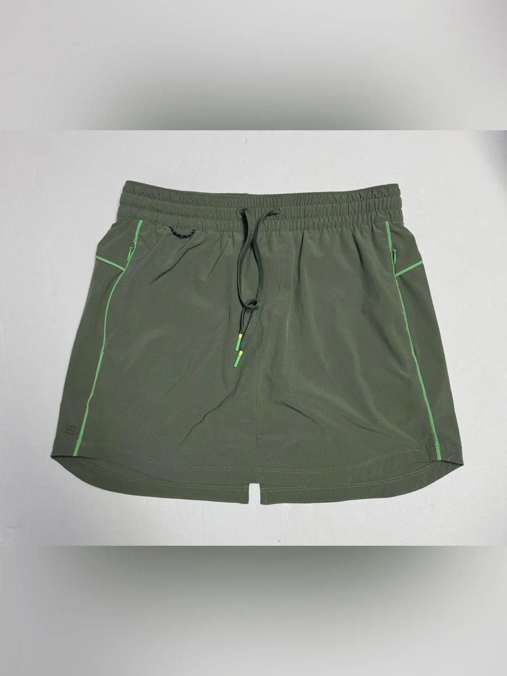 Title Nine Bidwell Olive Green Drawstring Skort women’s size XS